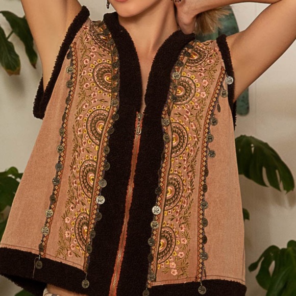 B11P🤎POL perfect faux shearling brown vest w/amazing embroidery+faux fur… - Picture 7 of 14